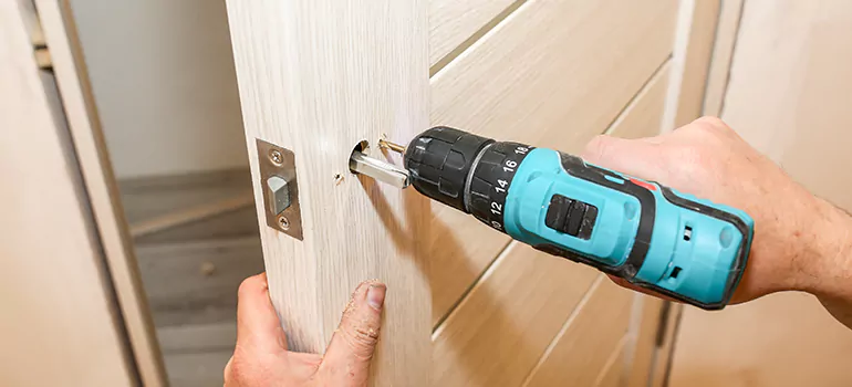 Old Door Knob Repair in Newark, CA