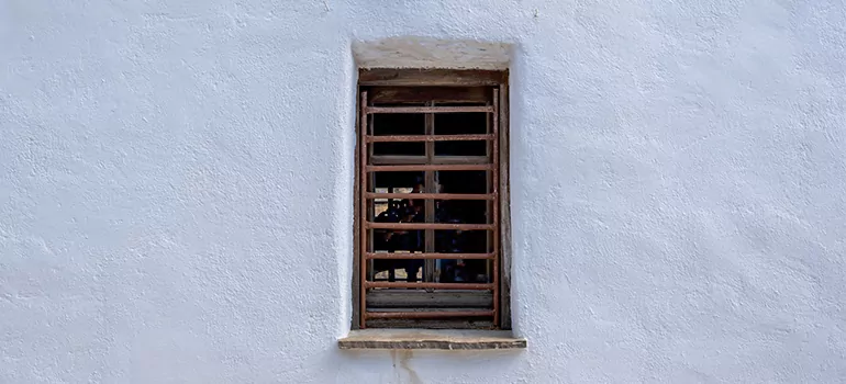 Residential Accordion Door Repair in Newark, CA